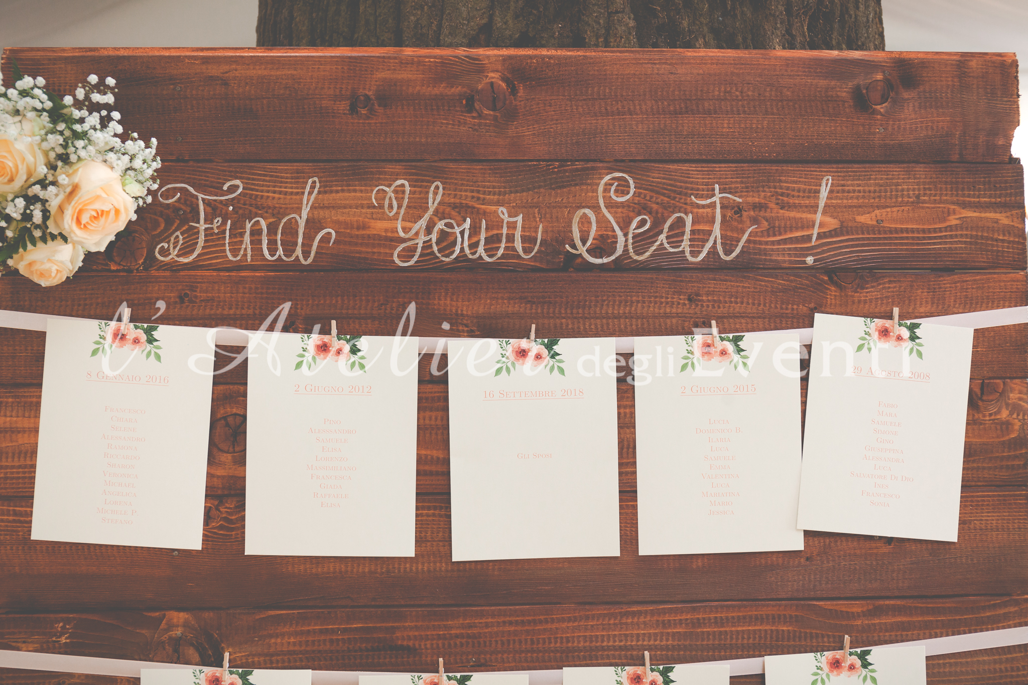 tableau_mariage_find_your_seat_legno